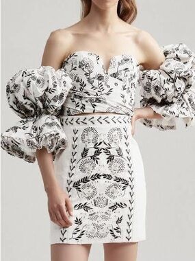 NWT Acler Henning Off the Shoulder Top In Ivory. Size 4